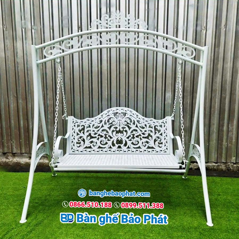 Xích đu sắt mỹ thuật tại Đà Nẵng