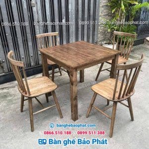 Bàn ghế gỗ quán ăn phong cách vintage