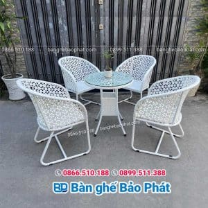 Bộ ghế nhựa giả mây đan hình hoa mai 8 Bộ ghế nhựa giả mây đan hình hoa mai