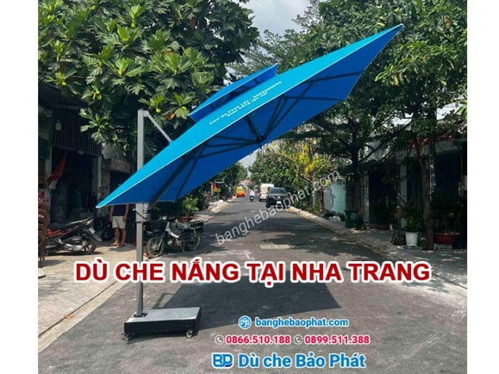 Dù che nắng tại Nha Trang