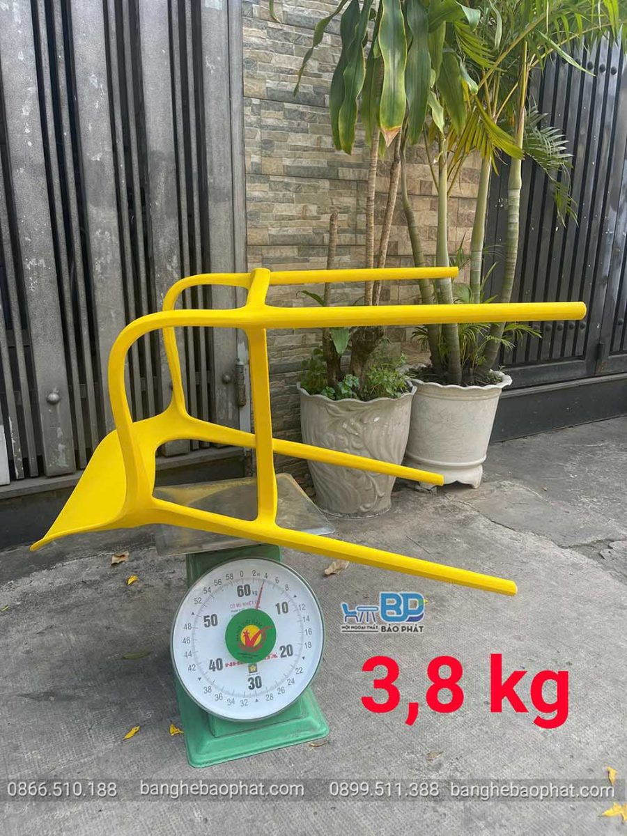 trọng lượng ghế nhựa cafe 3027 nặng 3,8kg