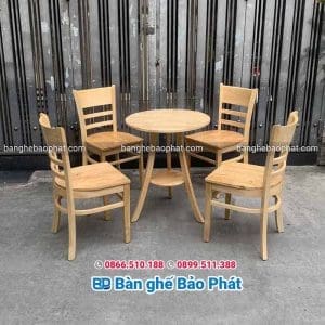 Bàn ghế cafe cabin mặt gỗ