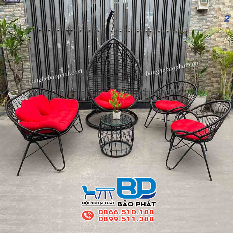 Bàn ghế nhựa giả mây ban công màu đen BGNGMBCBP001