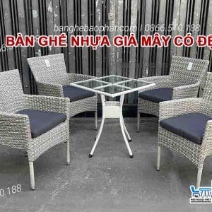 Bàn ghế nhựa giả mây có đệm