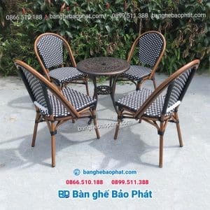 Bàn ghế nhựa giả mây phong cách Retro