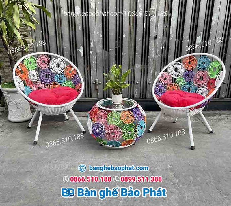 Bộ bàn ghế nhựa giả mây thư giãn ghế đồng tiền có đệm