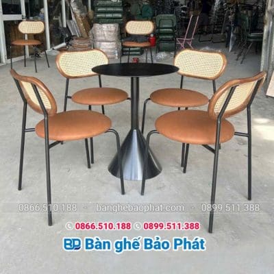 Bàn ghế sắt nệm lưng mây BGSNBP049