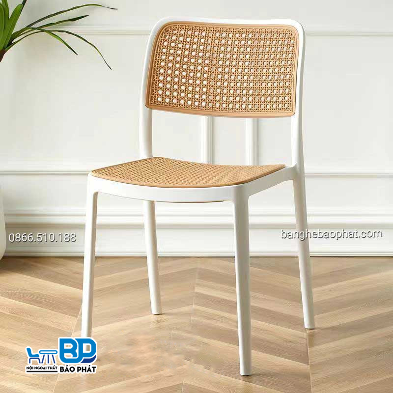 Bàn ghế nhựa cafe được làm nhựa cao cấp nên có độ bền cao