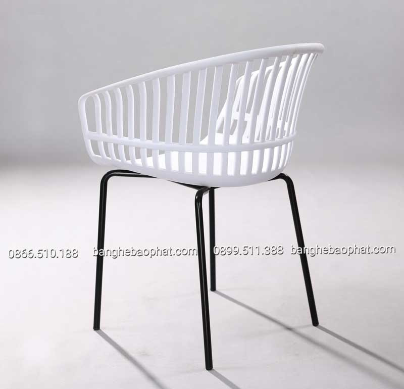 Ghế nhựa chân sắt 3032 dành cho quán trà chanh