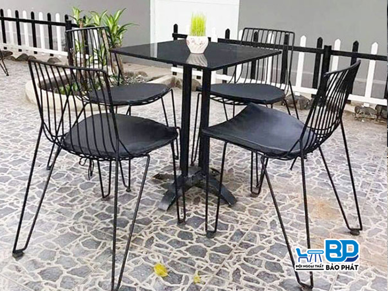 Thanh lý bàn ghế cafe tại Nha Trang giá rẻ chất lượng cao 37 Thanh lý bàn ghế cafe sắt tại Nha Trang đẹp và bền bỉ