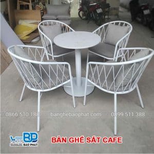 Bàn ghế sắt cafe