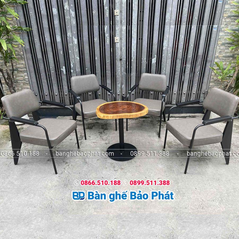 Bàn ghế sofa cafe cũ thanh lý tại Nhà Bè