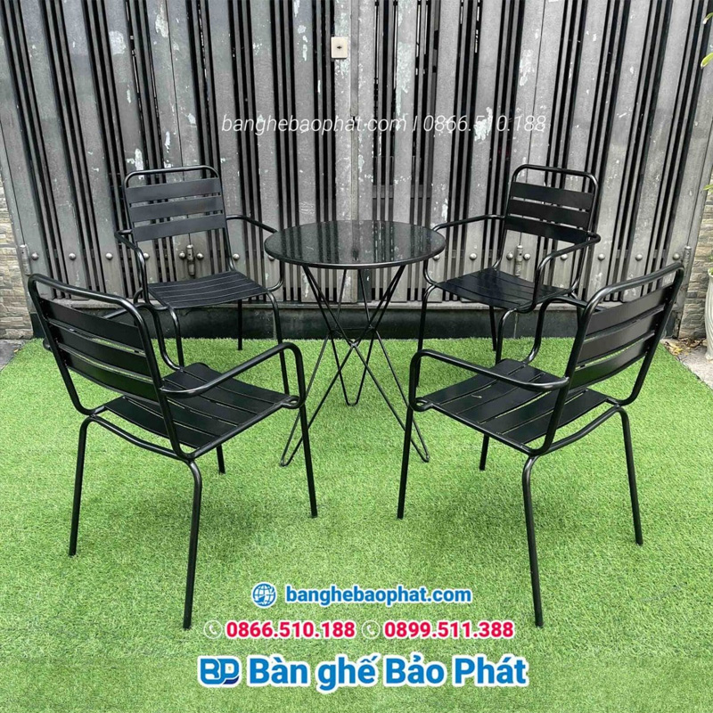 Bàn ghế cafe sắt tại Quận 1