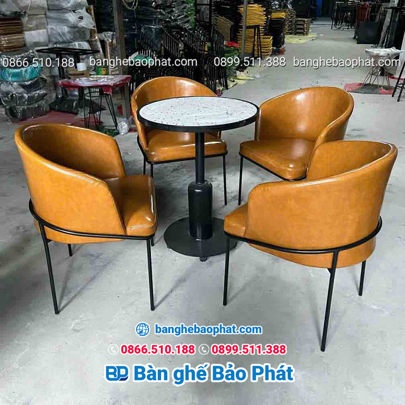 Bàn ghế cafe sắt thanh lý tại Quận 3