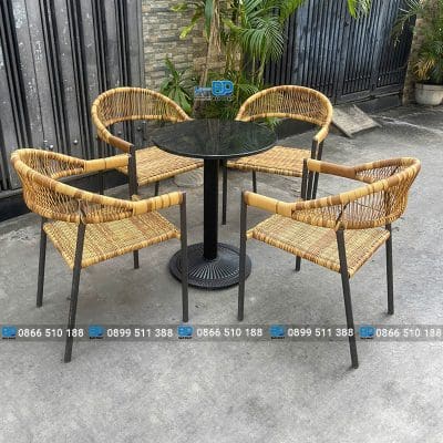 Bàn ghế nhựa giả mây quán cà phê đan dây tròn