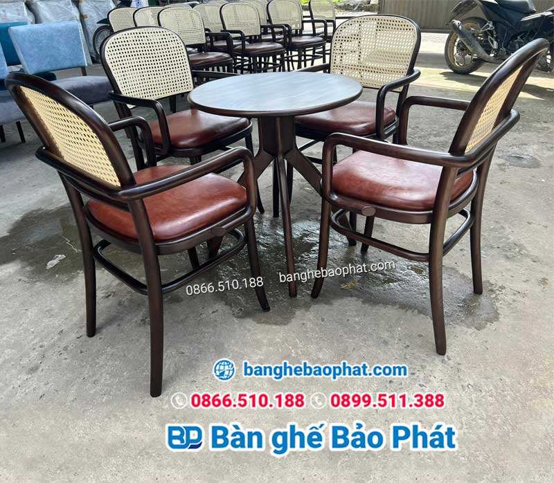 Bàn ghế cafe  cao cấp thanh lý tại Quận 3