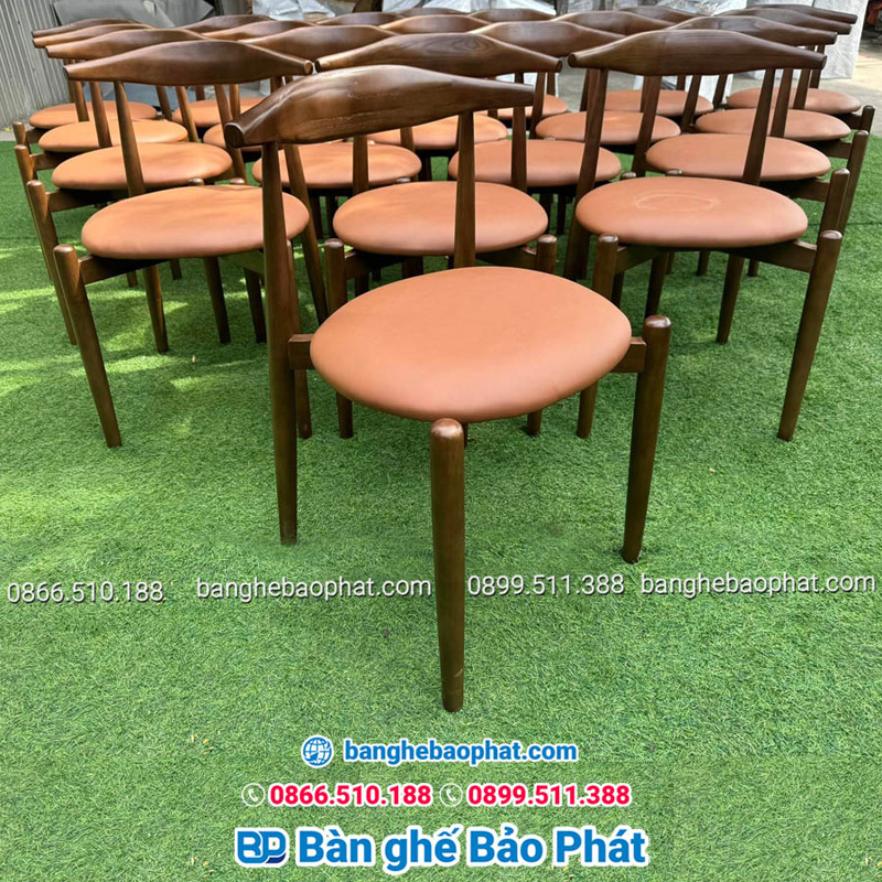 Ghế cafe gỗ đang thanh lý giá rẻ tại Quận 3