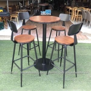 Bàn ghế bar sắt gỗ chân vuốt