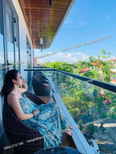 Bàn ghế nhựa giả mây ban công ghế trứng dây tròn