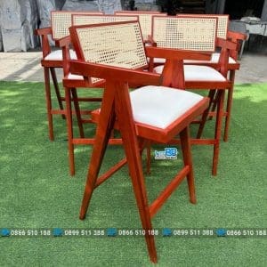 Ghế bar Vleg gỗ nệm
