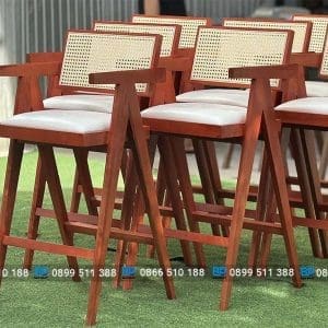 Ghế bar Vleg gỗ nệm