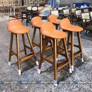 Ghế bar gỗ tự nhiên bọc nệm 7 Ghế bar gỗ tự nhiên bộc nệm