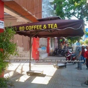 Dù che quán cafe lệch tâm vuông 3m in tên quán 11 Dù che quán cafe lệch tâm vuông 3m in tên quán