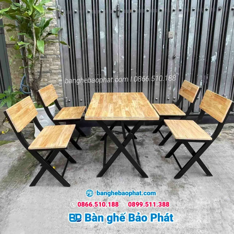 Bàn ghế quán ăn ngoài trời sắt gỗ Bảo Phát BGQNBP001