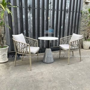 Bộ bàn ghế sân vườn ngoài trời khung nhôm đan dây dù