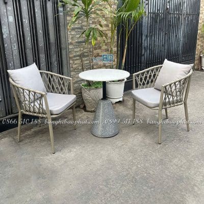 Bộ bàn ghế sân vườn ngoài trời khung nhôm đan dây dù