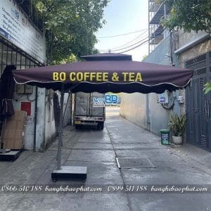 Dù che quán cafe lệch tâm vuông 3m in tên quán