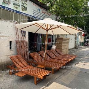 Ghế hồ bơi gỗ chò chỉ