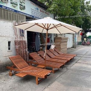 Ghế hồ bơi gỗ chò chỉ