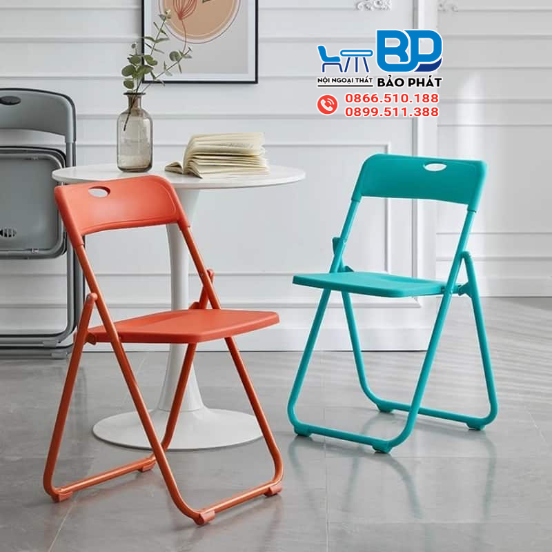 Ghế nhựa xếp tựa lưng là gì?