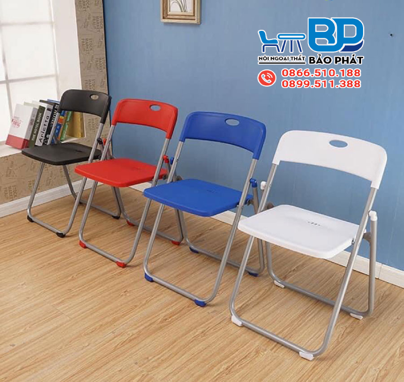 Ghế nhựa xếp tựa lưng nhỏ gọn, tiện lợi