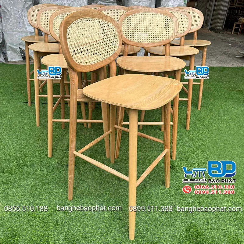 Ghế quầy bar có lưng tựa mây tròn