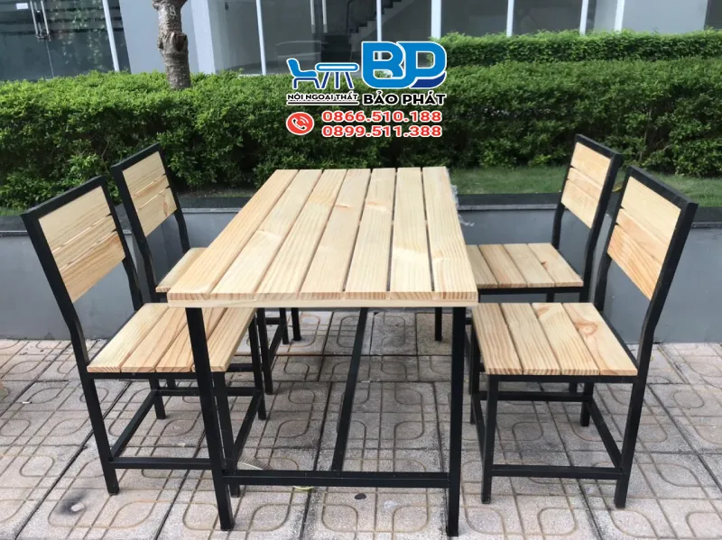 Bàn ghế cafe pallet phong cách công nghiệp