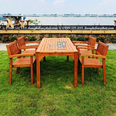 Bàn ghế gỗ ngoài trời đẹp
