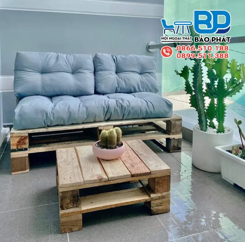 Bàn ghế pallet cafe nhỏ gọn, thích hợp với nhiều không gian