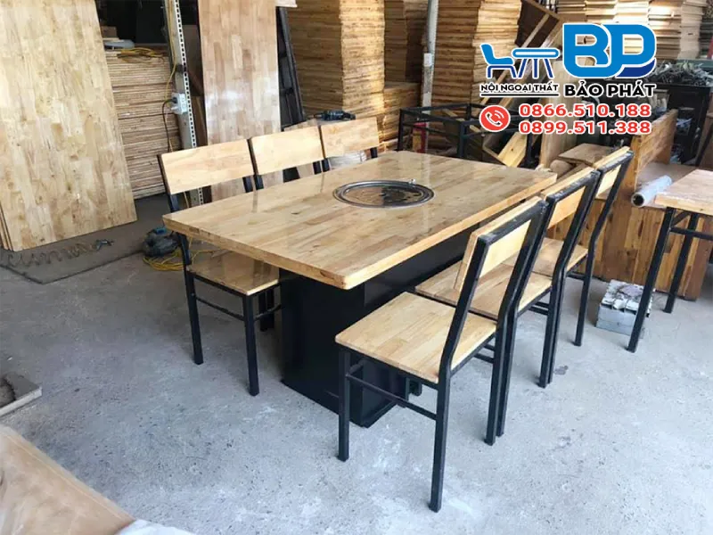 Bàn ghế quán nướng từ gỗ chất lượng