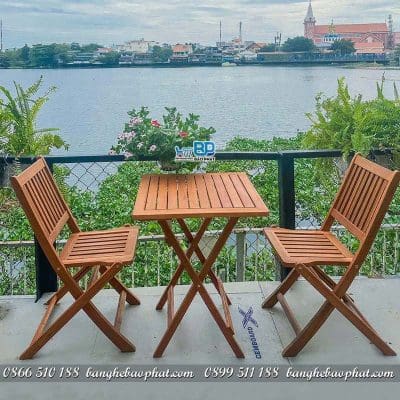 Bộ bàn ghế gỗ xếp cà phê BGGXBP04 làm từ gỗ Bạch Đàn bền đẹp phù hợp cho ban công.
