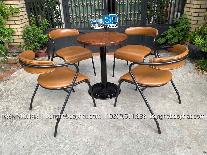 Bộ bàn ghế sắt nệm BGSNBP054 8 Bộ bàn ghế sắt nệm BGSNBP054 có độ bền cao