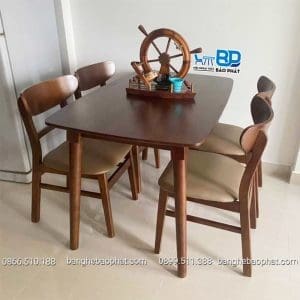 Bộ Bàn Ghế Ăn Bằng Gỗ Ghế Mango 9 Bộ bàn ghế ăn bằng gỗ ghế mango màu nâu