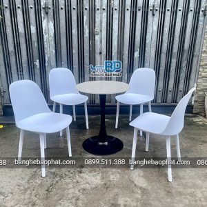 Ghế nhựa 3000 bàn chân tulip mặt đá trắng vân mây