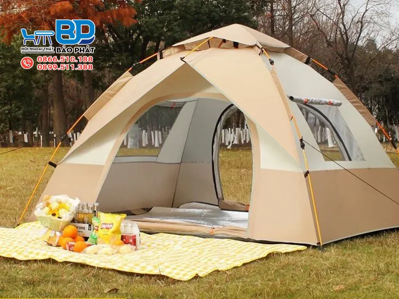 Vải dù Acrylic là gì? Đặc tính, ưu điểm và ứng dụng 23 Lều trại từ vải dù Acrylic chất lượng bền bỉ