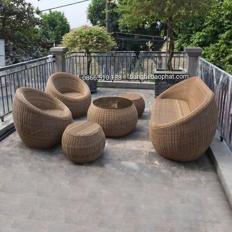 Ưu điểm của bàn ghế sofa mây nhựa.