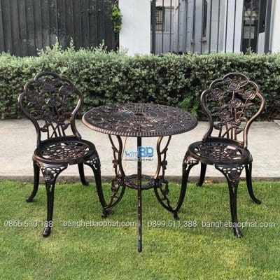 Bàn ghế sân vườn ngoài trời nhôm đúc họa tiết hoa hồng