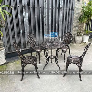 Bàn ghế sân vườn ngoài trời nhôm đúc họa tiết hoa hồng