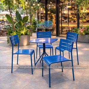 Bàn ghế sắt cafe ghế sắt 5 sọc màu xanh dương