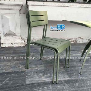 Bàn ghế sắt cafe ghế sắt 5 sọc màu xanh quân đội